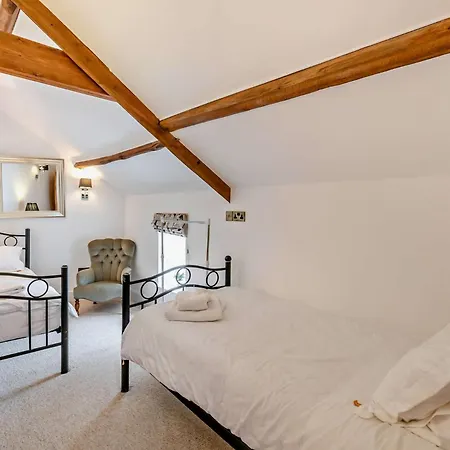 2 Bed In Helmsley 93099 *