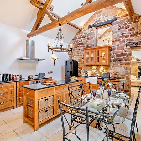 2 Bed In Helmsley 93099 Chop Gate
