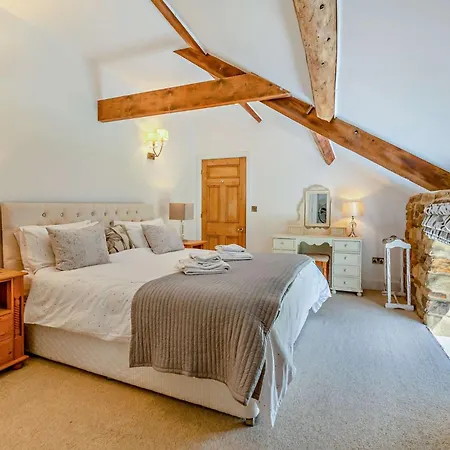 2 Bed In Helmsley 93099 *