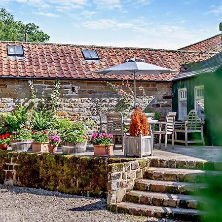 2 Bed In Helmsley 93099 Chop Gate
