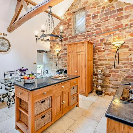 2 Bed In Helmsley 93099 * Chop Gate