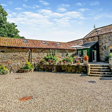 2 Bed In Helmsley 93099 *