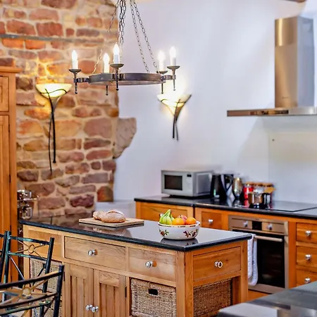 2 Bed In Helmsley 93099 *